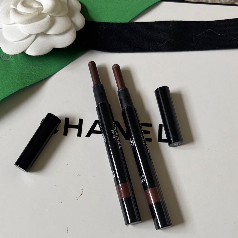CHANEL Rich Brown eye liners